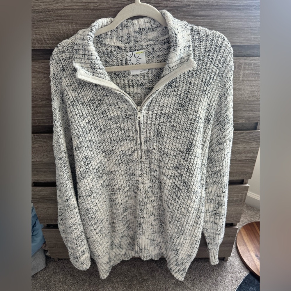 ARIE black and white Heather quarter zip